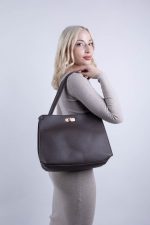 Τσάντα Ώμου Τετράγωνη